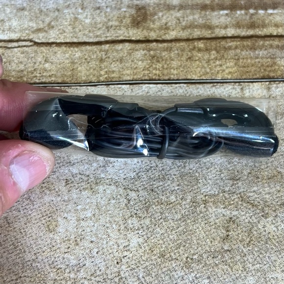 Camera Tripod and Microphone 12 Feet Cable Set - Picture 5 of 7